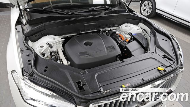 Volvo XC90 (II) T8 Ultimate Bright Hybrid 2022 — фото 6