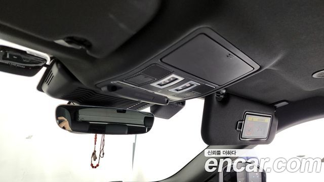 Land Rover Range Rover Evoque (II) P250 R-Dynamic SE 2022 — фото 17