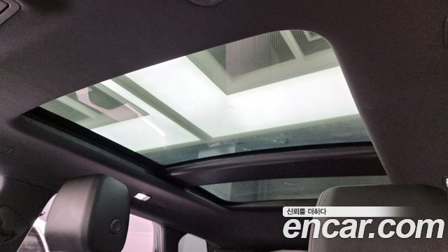 Land Rover Range Rover Evoque (II) P250 R-Dynamic SE 2022 — фото 18