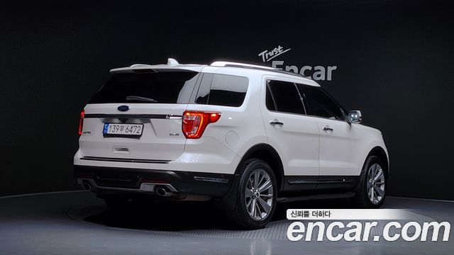 Ford Explorer 2.3 Limited 4WD 5th 2018 — фото 2