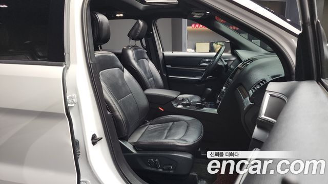 Ford Explorer 2.3 Limited 4WD 5th 2018 — фото 11