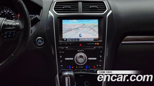 Ford Explorer 2.3 Limited 4WD 5th 2018 — фото 14