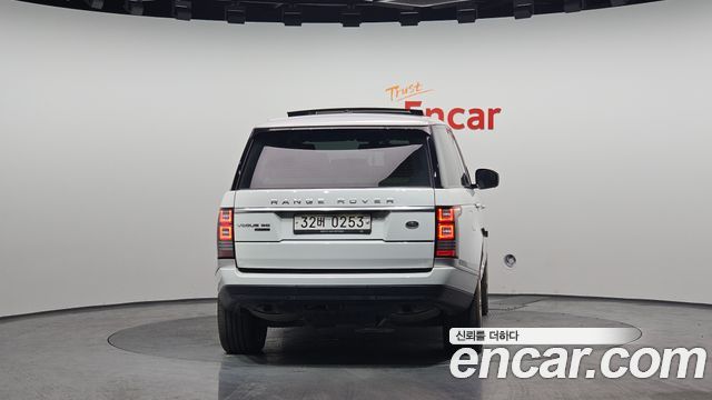 Land Rover Range Rover (IV) 4.4 SDV8 Vogue SE DIESEL 2016 — фото 4