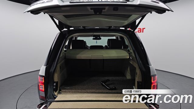 Land Rover Range Rover (IV) 4.4 SDV8 Vogue SE DIESEL 2016 — фото 20