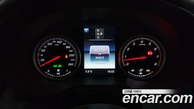 Mercedes-Benz GLC-Class (X253) GLC300 4MATIC 2019 — фото 8