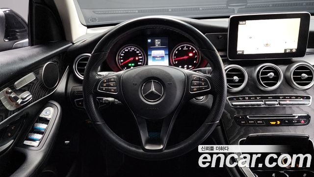 Mercedes-Benz GLC-Class (X253) GLC300 4MATIC 2019 — фото 17