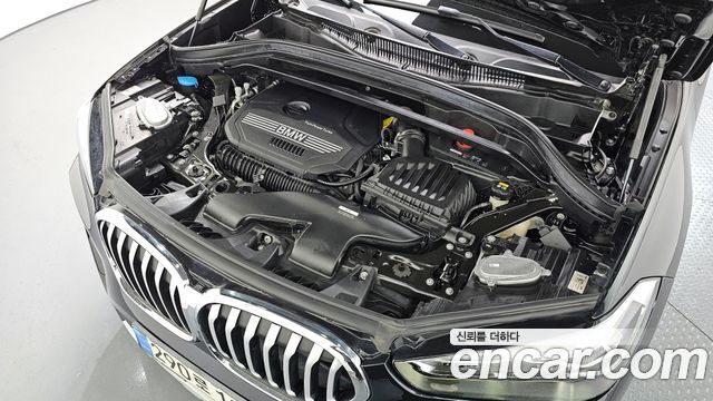 BMW X1 (F48) xDrive 20i xLine 2021 — фото 6