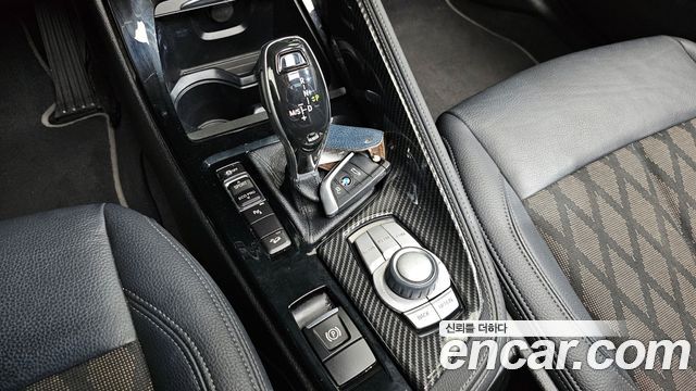 BMW X1 (F48) xDrive 20i xLine 2021 — фото 9