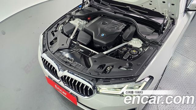 BMW 5 Series (G30) 530i xDrive Luxury 2023 — фото 6
