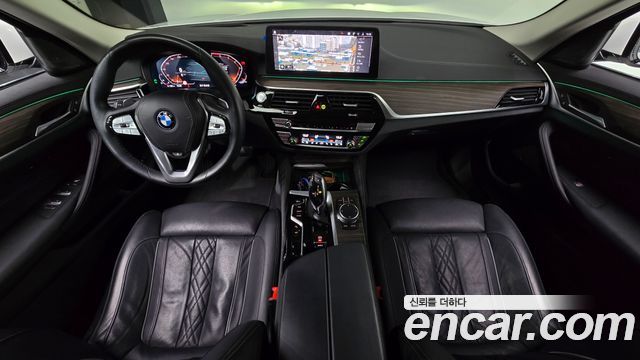 BMW 5 Series (G30) 530i xDrive Luxury 2023 — фото 7