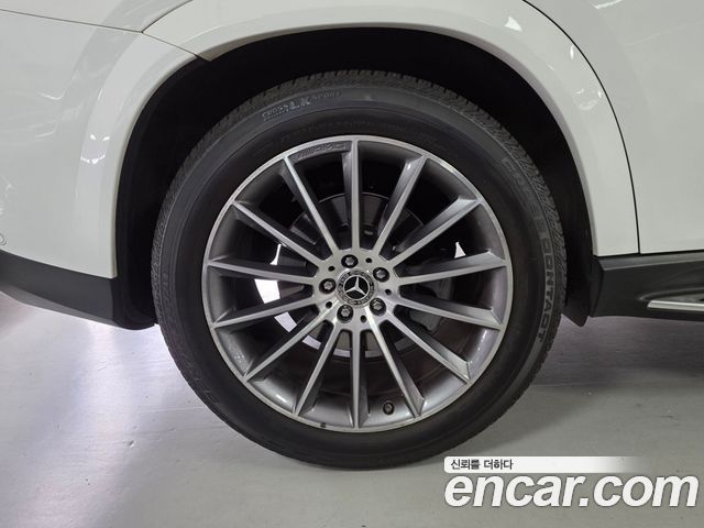 Mercedes-Benz GLE-Class (W167) GLE400d 4MATIC Coupe 2023 — фото 5