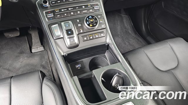 Hyundai Santa Fe Gasoline 2.5T 4WD Prestige 2023 — фото 9