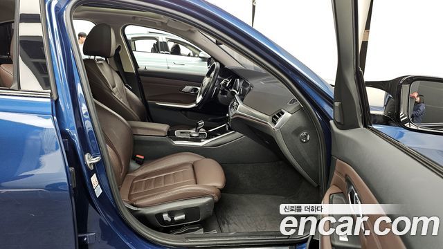BMW 3 Series (G20) 320i Luxury 2022 — фото 15