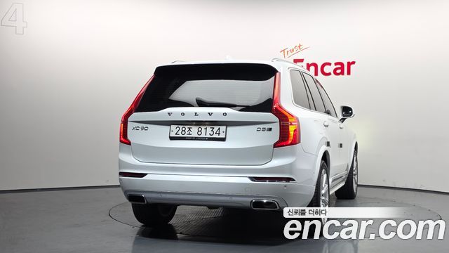 Volvo XC90 (II) D5 Inscription 2018 — фото 4