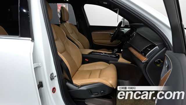 Volvo XC90 (II) D5 Inscription 2018 — фото 11