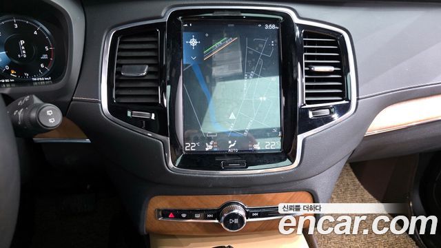 Volvo XC90 (II) D5 Inscription 2018 — фото 14