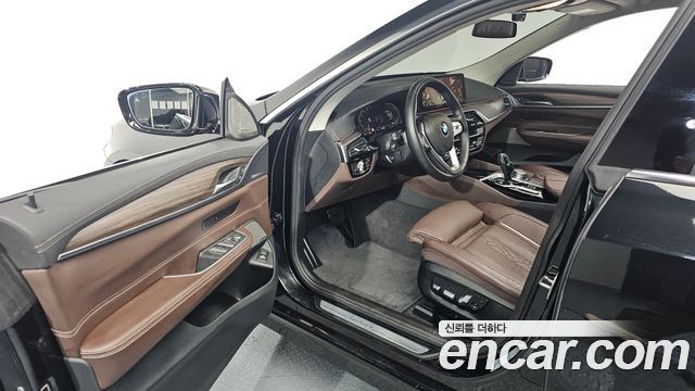 BMW 6 Series GT (G32) 630i xDrive Luxury 2022 — фото 10