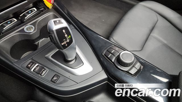 BMW 1 Series (F20) 118d Urban Pack1 5Dr 2014 — фото 9