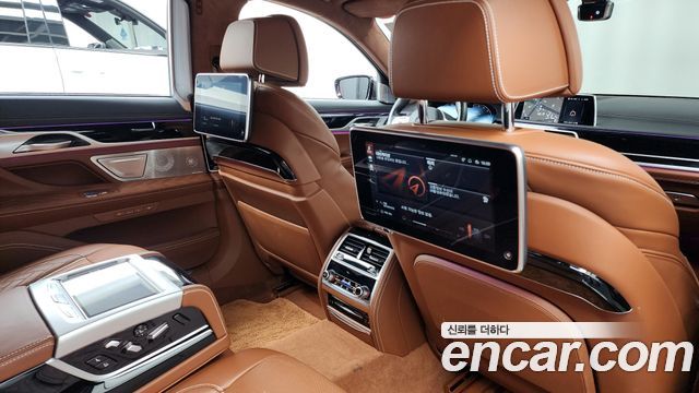 BMW 7 Series (G11) M760Li xDrive 2022 — фото 23
