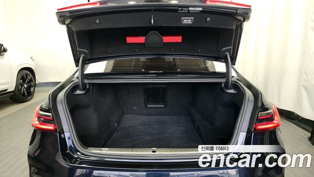 BMW 7 Series (G11) M760Li xDrive 2022 — фото 24