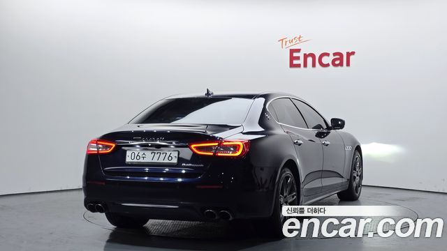 Maserati Quattroporte 3.0 Diesel Granlusso 2017 — фото 2