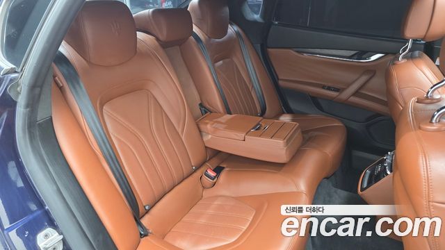 Maserati Quattroporte 3.0 Diesel Granlusso 2017 — фото 12