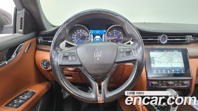 Maserati Quattroporte 3.0 Diesel Granlusso 2017 — фото 13
