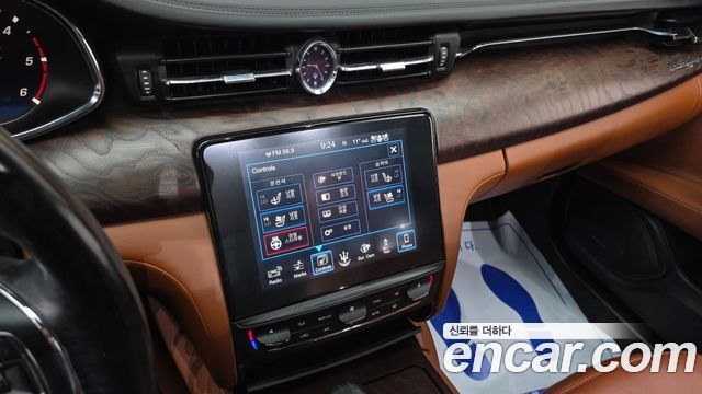Maserati Quattroporte 3.0 Diesel Granlusso 2017 — фото 14