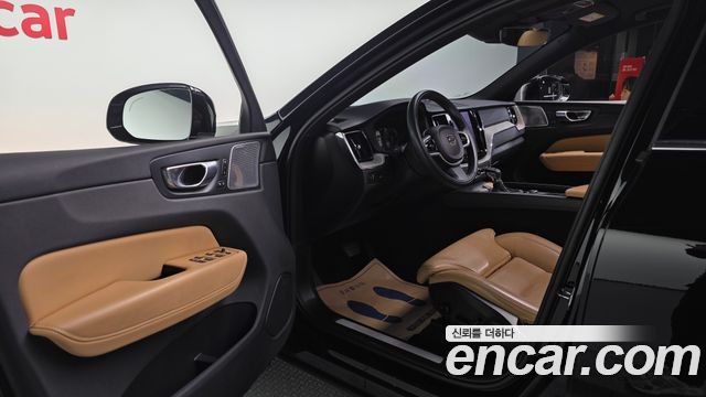 Volvo XC60 (II) T6 Inscription 2020 — фото 10