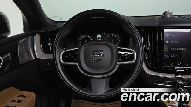 Volvo XC60 (II) T6 Inscription 2020 — фото 13