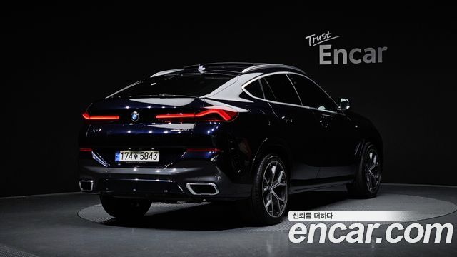 BMW X6 (G06) xDrive40i M Sport 2021 — фото 2