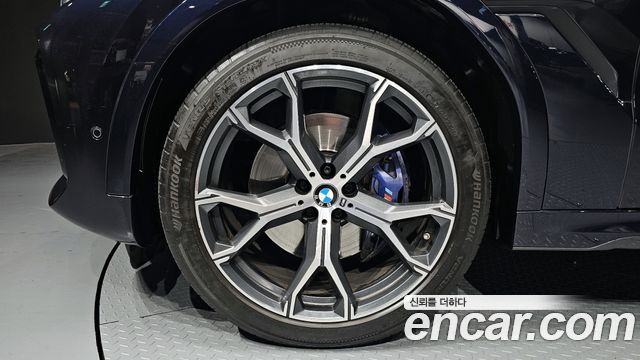 BMW X6 (G06) xDrive40i M Sport 2021 — фото 5