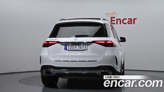 Mercedes-Benz GLE-Class (W167) GLE450 4MATIC 2024 — фото 4