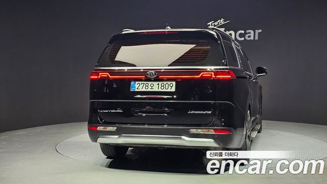 Kia Carnival (IV) Gasoline 7-Seater Signature 2021 — фото 4