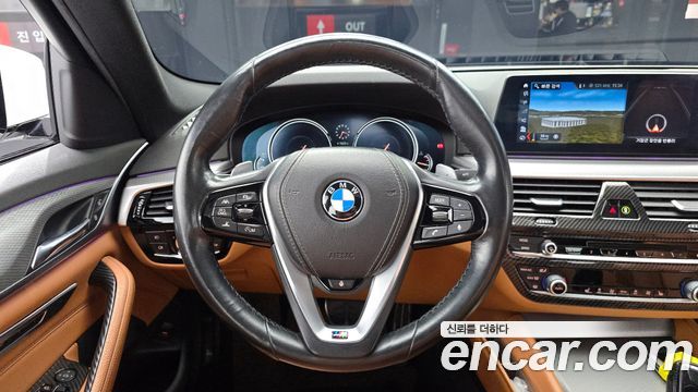 BMW 5 Series (G30) 520d M Sport package 2017 — фото 13