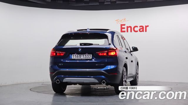 BMW X1 (F48) xDrive 20i xLine 2022 — фото 4
