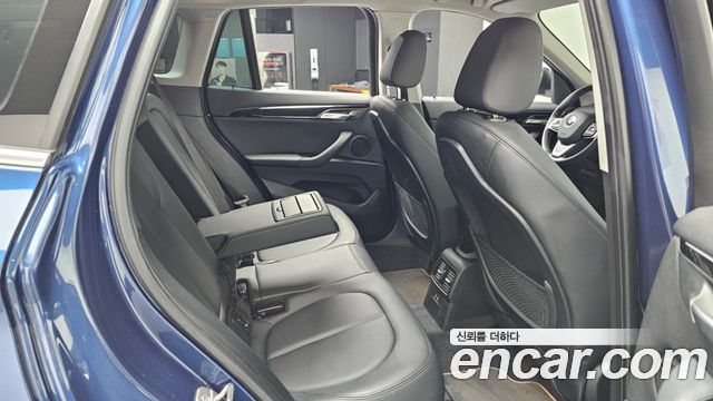 BMW X1 (F48) xDrive 20i xLine 2022 — фото 16