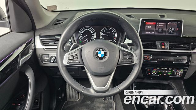 BMW X1 (F48) xDrive 20i xLine 2022 — фото 17