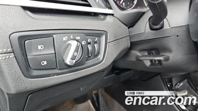 BMW X1 (F48) xDrive 20i xLine 2022 — фото 21