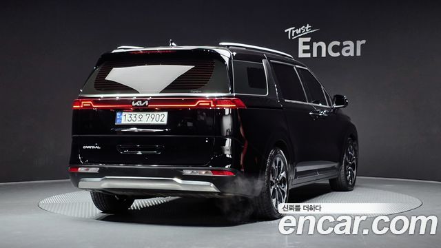 Kia Carnival (IV) Gasoline 9-Seater Signature 2023 — фото 2