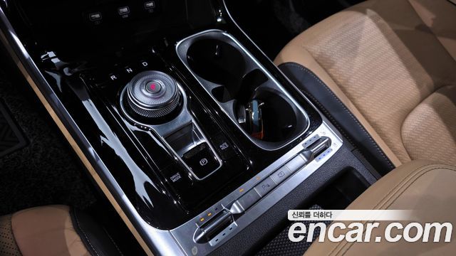 Kia Carnival (IV) Gasoline 9-Seater Signature 2023 — фото 9