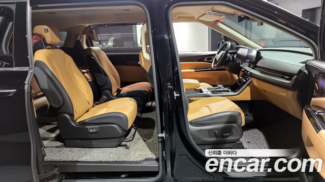 Kia Carnival (IV) Gasoline 9-Seater Signature 2023 — фото 10