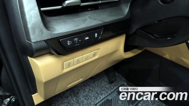 Kia Carnival (IV) Gasoline 9-Seater Signature 2023 — фото 17