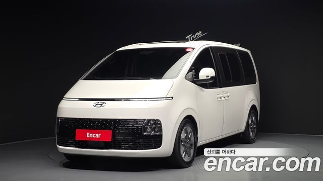 Hyundai Staria 4WD Tourer 11-Seater Modern 2022 — фото 1