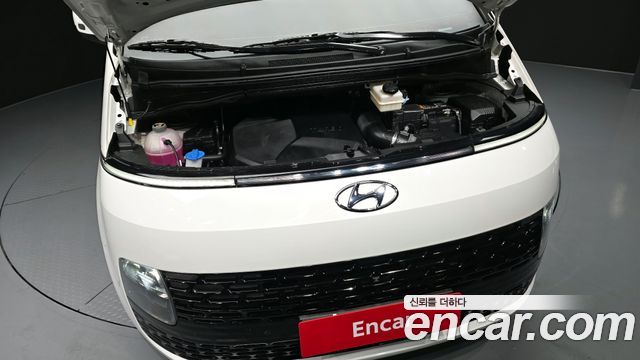 Hyundai Staria 4WD Tourer 11-Seater Modern 2022 — фото 6