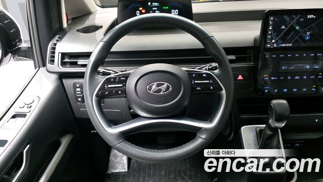 Hyundai Staria 4WD Tourer 11-Seater Modern 2022 — фото 13