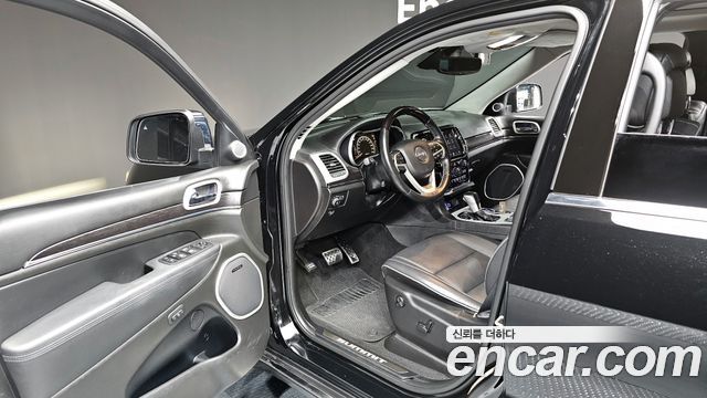 Jeep Grand Cherokee 3.6 Summit WK2 2020 — фото 10
