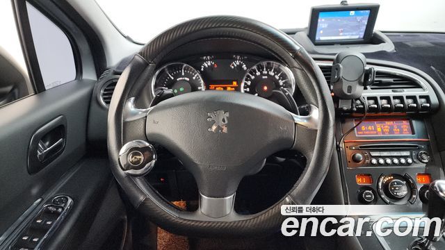 Peugeot 3008 1.6 e-HDi First Generation 2014 — фото 13