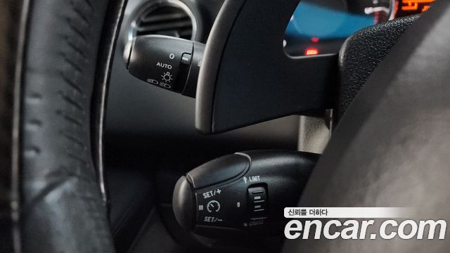 Peugeot 3008 1.6 e-HDi First Generation 2014 — фото 14