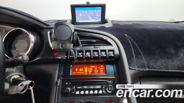 Peugeot 3008 1.6 e-HDi First Generation 2014 — фото 16